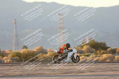 media/Dec-05-2025-CVMA Friday Practice (Fri) [[303bad9a84]]/3-Racer 3 (NRS)/Mock Race/